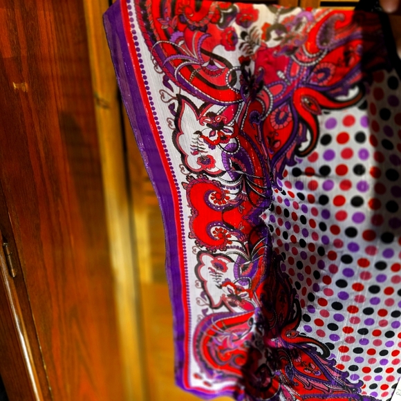 VINTAGE, HANDKERCHIEF BLOUSE - Picture 4 of 11